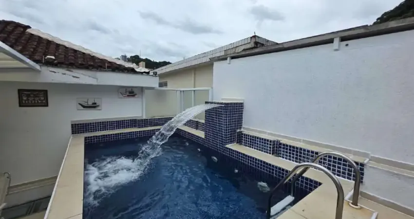 Sobrado à venda no bairro do Marapé Santos - S.P Lazer completo!