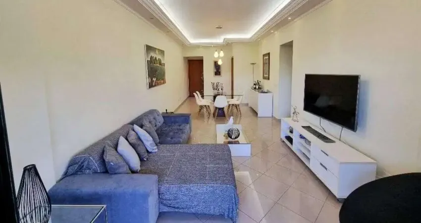 Apartamento amplo e sofisticado com 3 suítes á venda em Santos