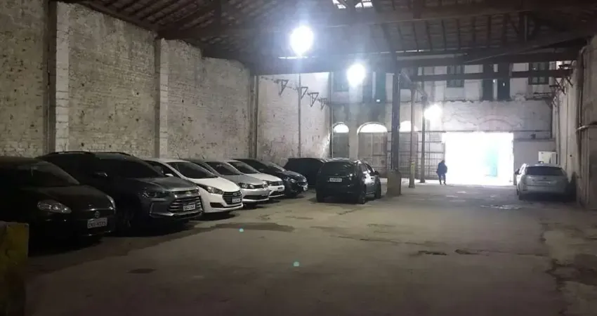 Barracão / Galpão / Depósito à venda na Rua Visconde do Rio Branco, 12, Centro, Santos