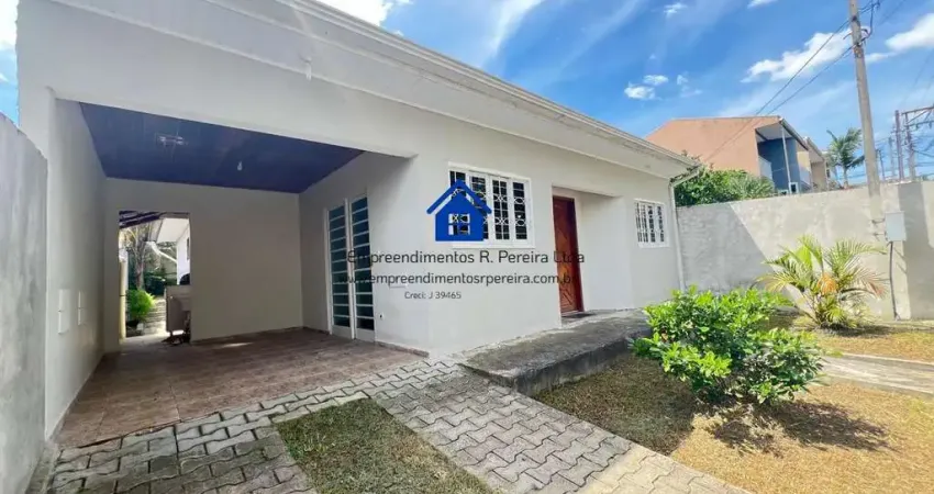 Casa para Venda em Colombo, Campo Pequeno, 3 dormitórios, 1 suíte, 2 banheiros, 2 vagas