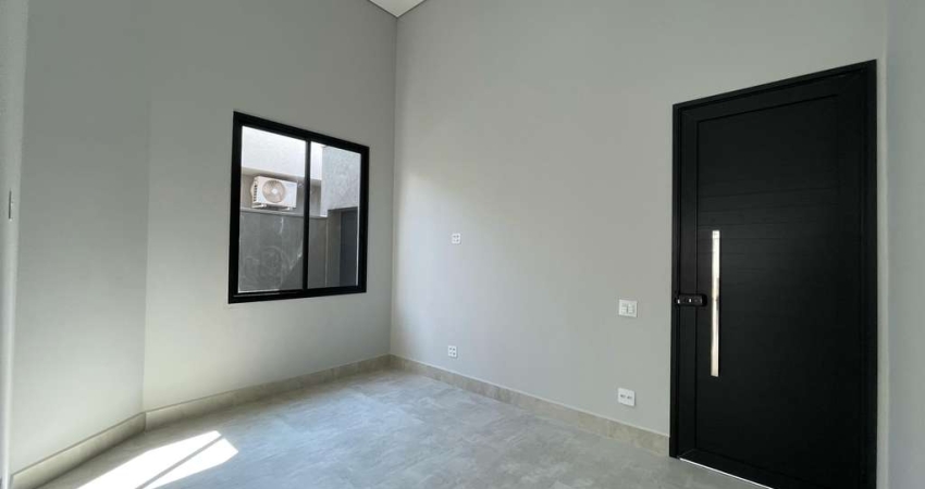 Excelente Casa térrea com 3 suítes completas em armários, na Vila Do Golf em Ribeirão Preto.