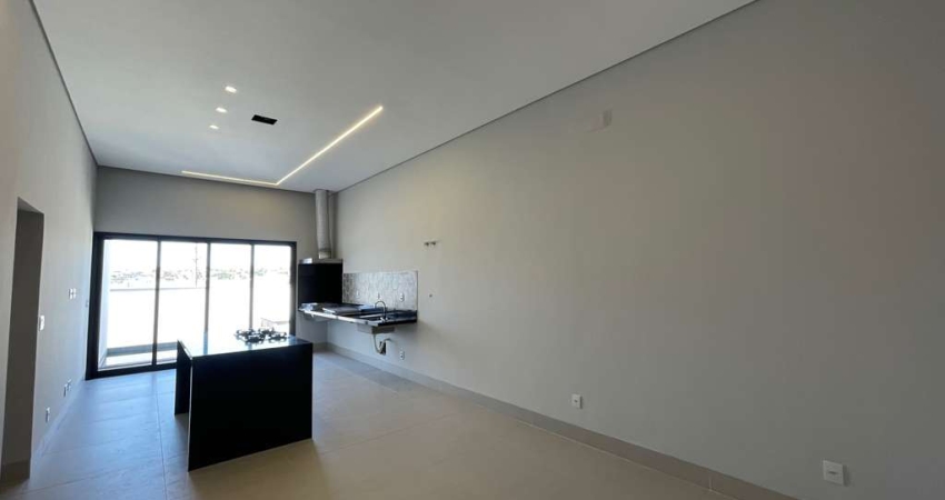 Casa Térrea com 3 dormitórios, 137 m² em condomínio fechado.