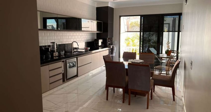 Casa térrea  3 suítes 179m² em condomínio fechado na região de Bonfim Paulista.