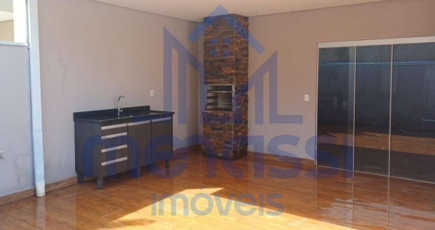Casa Térrea com 3 dormitórios sendo 1 suíte, com 150 m² em condomínio no Portal da Mata.