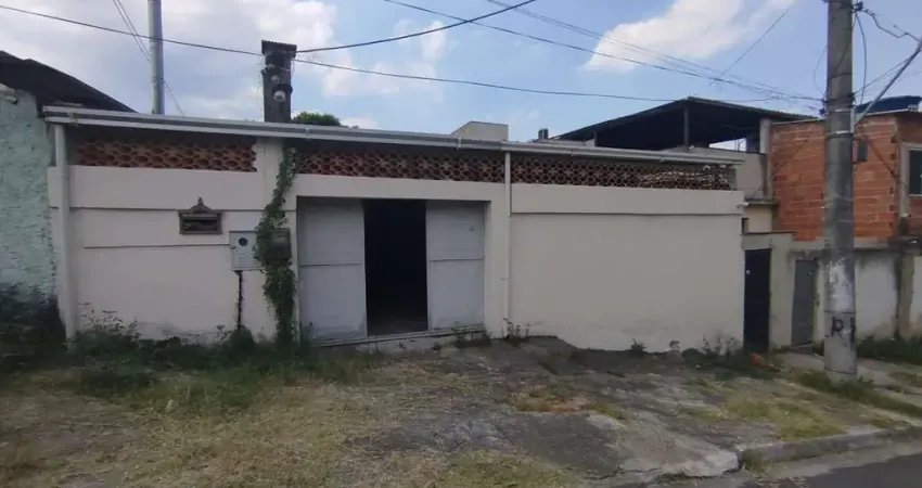 Casa para Venda em Nova Iguaçu, Danon, 2 dormitórios, 1 banheiro, 4 vagas