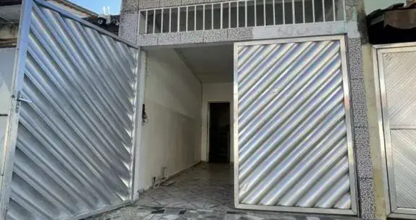 Casa Duplex para Venda em Nova Iguaçu, Jardim Laranjeiras, 2 dormitórios, 2 banheiros, 1 vaga