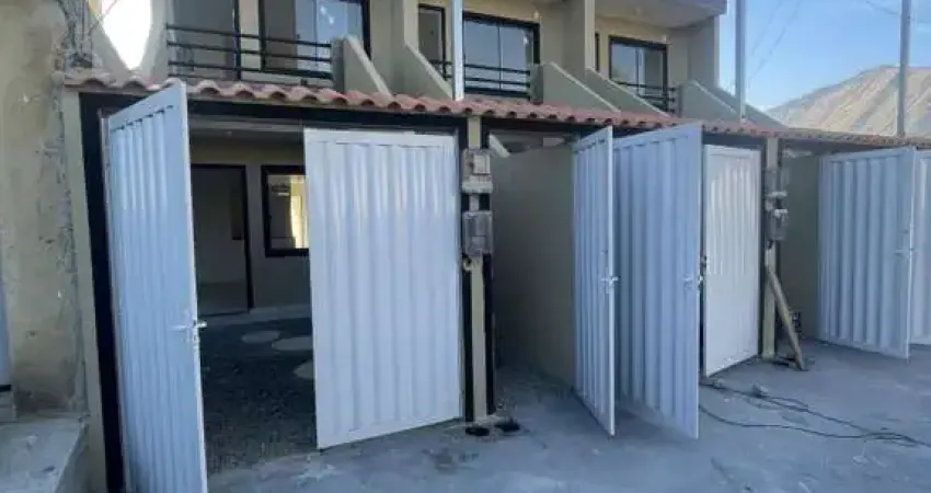 Casa para Venda em Nova Iguaçu, Palhada, 1 dormitório, 1 banheiro, 1 vaga