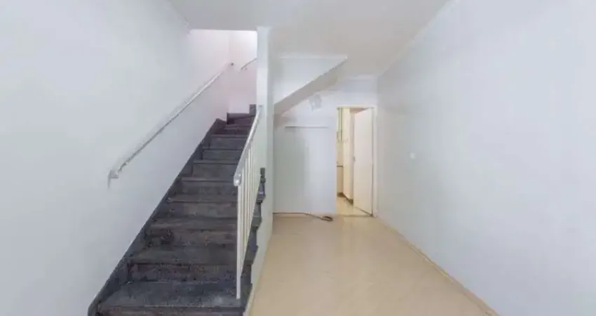 VILA FRANCOS/SP - SOBRADO 4 DORMITÓRIOS, 1 SUÍTE, 2 VAGAS DE GARAGEM - R$ 440.000,00