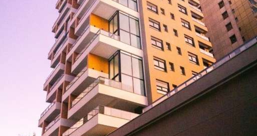 Construtora Seisa Master, Zona Oeste de Sp, Apartamento de alto padrão com vista panorâmica e pé direito duplo.