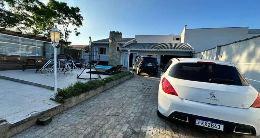 Casa com 3 quartos à venda na Rua Tenente José Jerônimo Batista, 85, Estação, Araucária