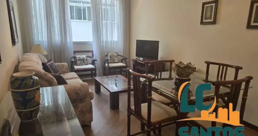 APARTAMENTO NO BOQUEIRÃO NA QUADRA DA PRAIA COM GARAGEM PRIVATIVA.
