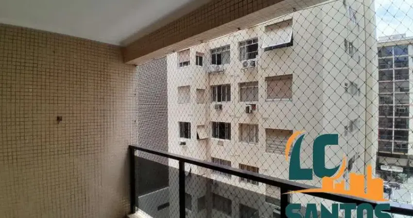 Apartamento de 3 dormitórios e 1 varanda na quadra da praia da aparecida