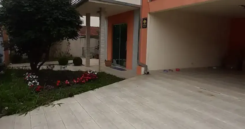 Amplo Sobrado 304m - 4 quartos - São José dos Pinhais
