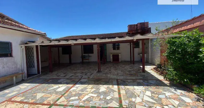 CASA EM LOTE INTEIRO Á VENDA EM MONGAGUA