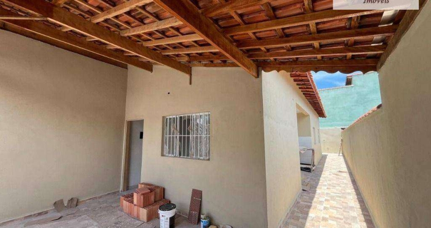 Casa com 2 dormitórios à venda, 60 m² por R$ 320.000,00 - Balneário Jussara - Mongaguá/SP