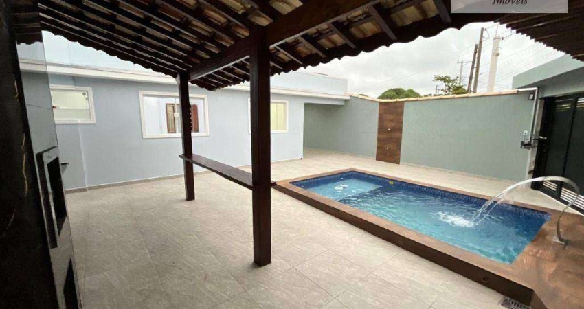 CASA DE ALTO PADRÃO  LADO PRAIA COM PISCINA Á VENDA NA PRAIA DE MONGAGUÁ