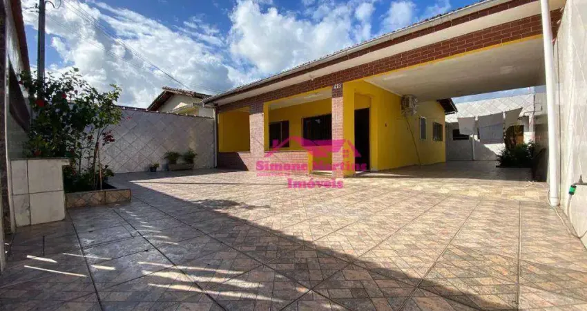 Casa em lote inteiro em localização privilegiada na praia de mongaguá