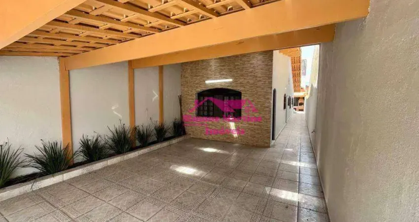 Casa revitalizada em localização privilegiada na praia de mongaguá