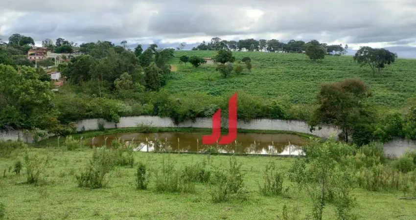 VENDA - CHÁCARA COM SEIS SUÍTES - 15.000 M² - ARAÇOIABA DE SERRA/SP VENDA – R$ 1.800.000,00