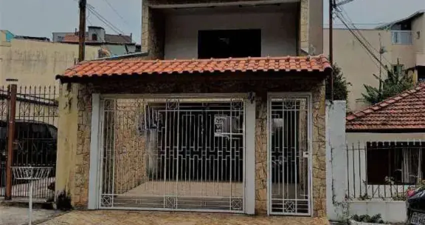 Sobrado com 4 dormitórios à venda, 420 m² por R$ 1.378.000,00 - Vila Helena - Santo André/SP