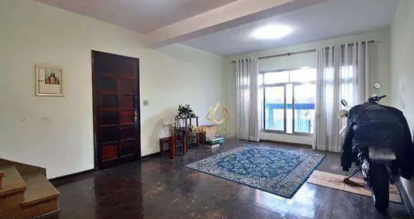 Sobrado com 3 dormitórios à venda, 162 m² por R$ 847.900,00 - Campestre - Santo André/SP