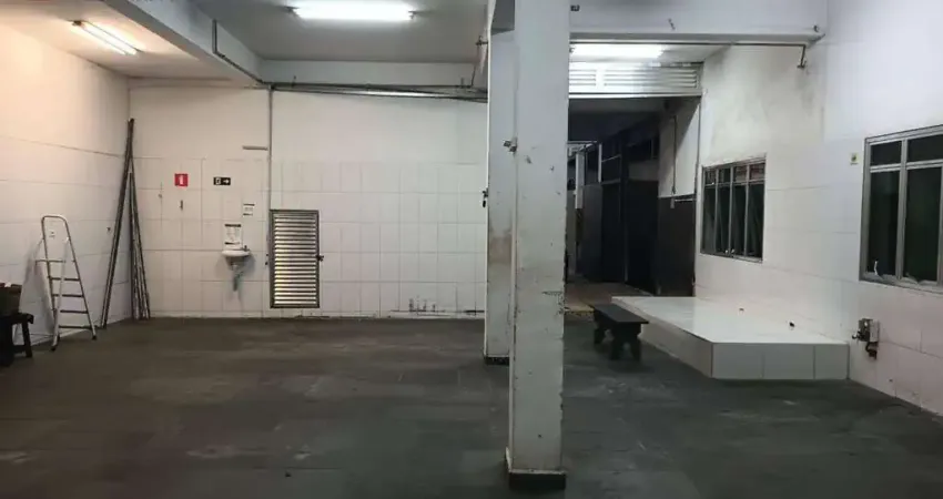 Galpão, 931 m² - venda por R$ 1.800.000,00 ou aluguel por R$ 16.309,00/mês - Vila Pires - Santo André/SP