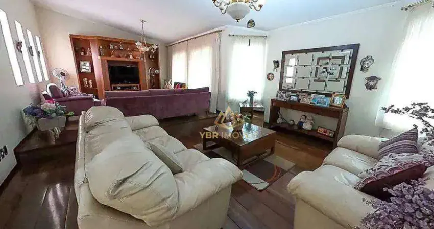 Sobrado com 3 dormitórios à venda, 279 m² por R$ 660.000,00 - Jardim Santo André - Santo André/SP