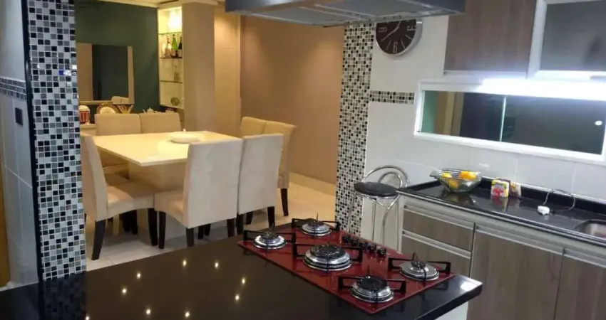 Sobrado com 2 dormitórios à venda, 270 m² por R$ 848.000,00 - Jardim ABC - Diadema/SP