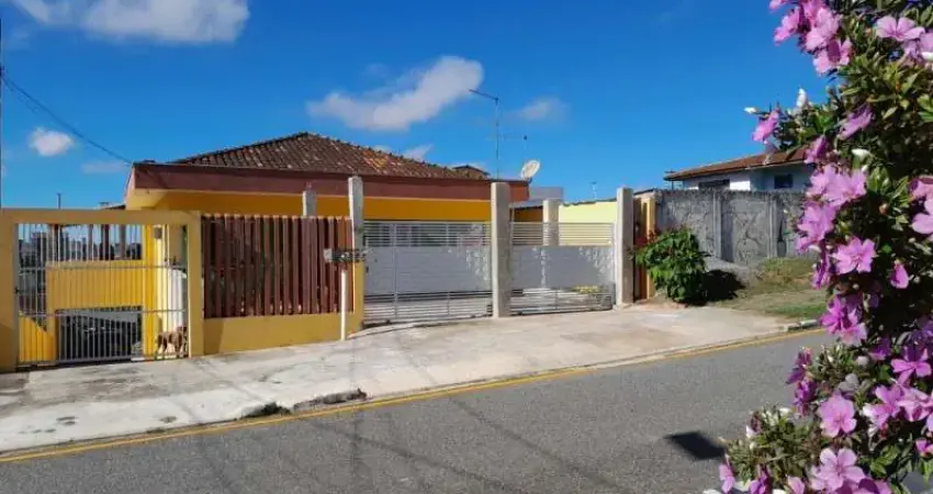 Casa com 6 quartos à venda na Rua Lourenço Jasiocha, 982, Centro, Araucária