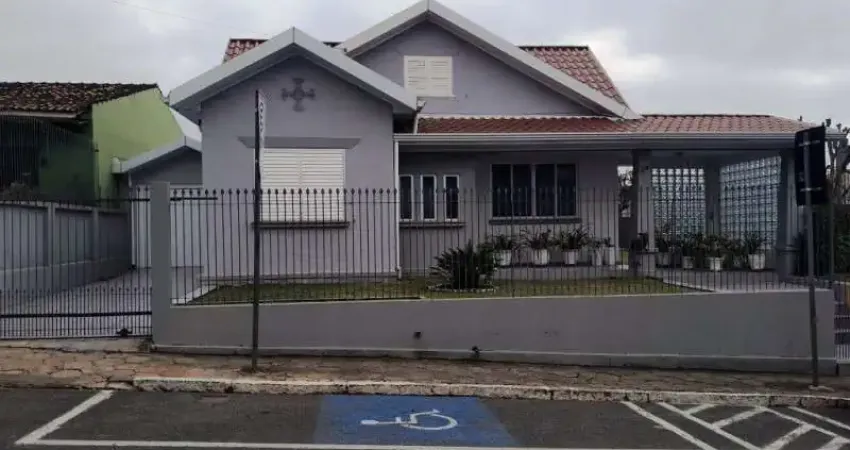 CASA - CENTRO - ARAUCARIA