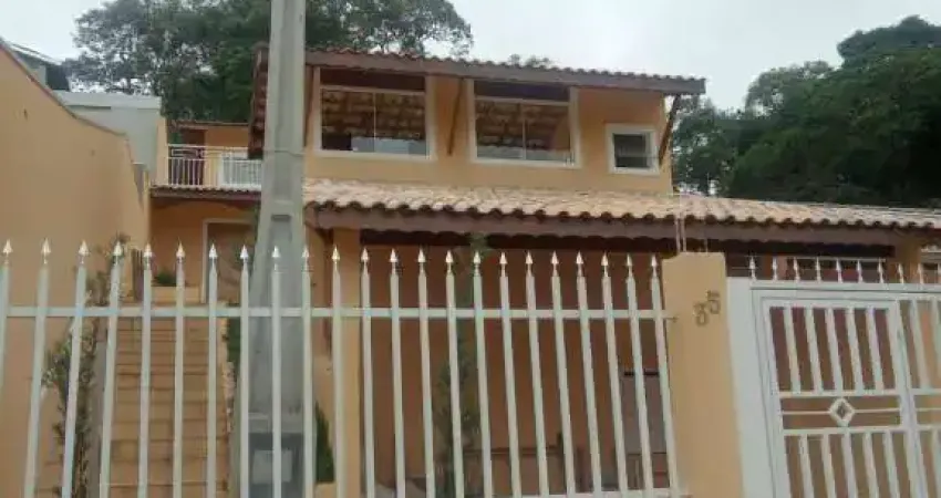 Casa á venda  em cond. associação em terra preta 5 minutos da Fernão dias.