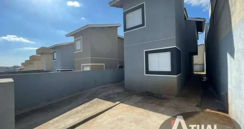 Casa á venda em condomínio com 2 dormitórios, 57 m² Atibaia/SP