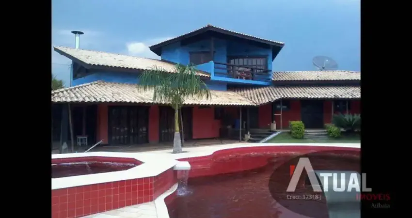 Casa á venda - em estilo Rústica- em Codomínio de Alto Padrão - Piracaia