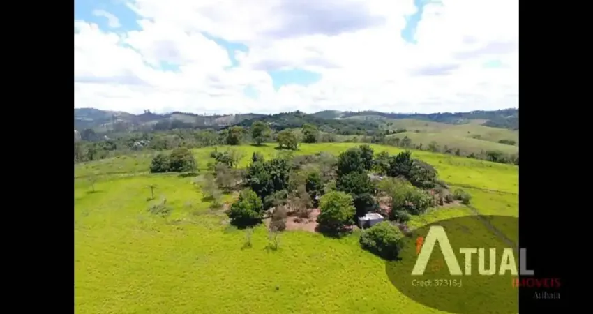 Sítio em Igaratá ótimo local com 40.247m² e Riachinho