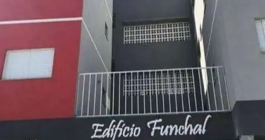 Apartamento à Venda no Edifício Funchal em Atibaia/ SP