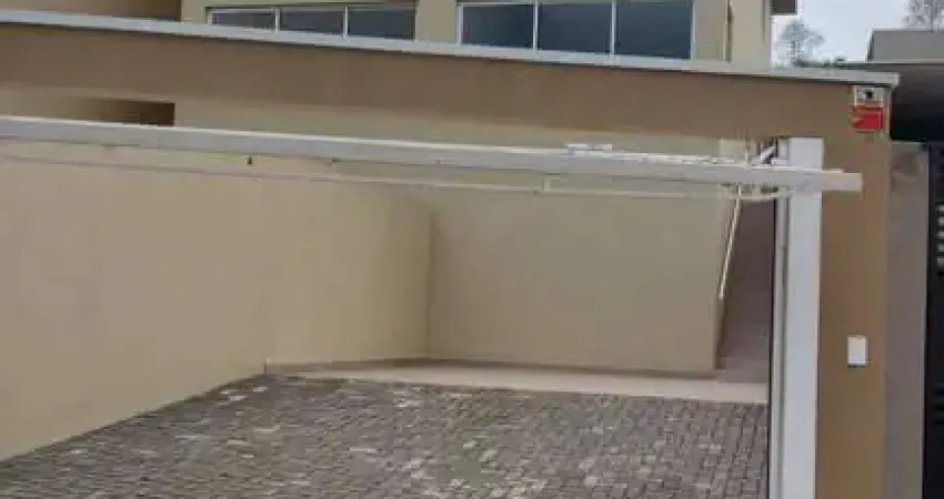 Sobrado geminado 3 dorm. sendo um suíte Bairro nobre Atibaia-SP