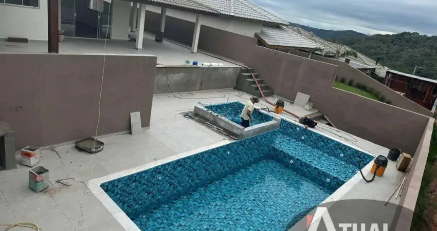 CASA COM 3 DORMITÓRIOS A VENDA EM CONDOMÍNIO ATIBAIA-SP