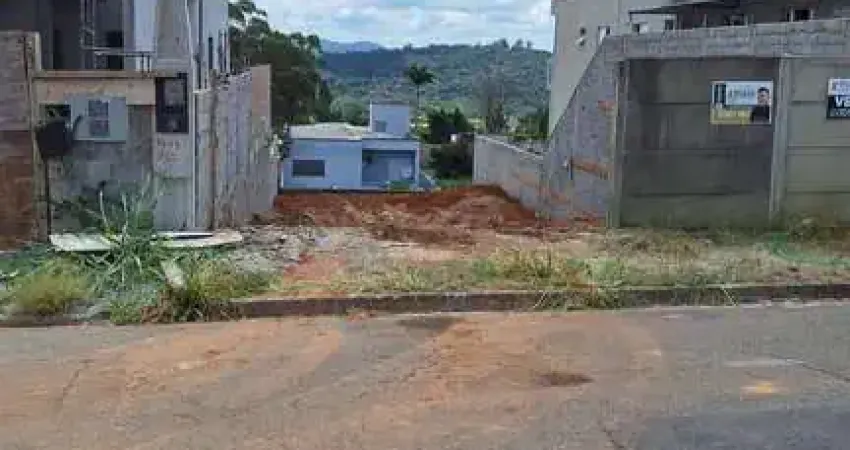 Terreno de 400m² à venda no Jd. dos Pinheiro- Atibaia- S.P