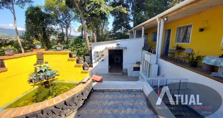 Casa a venda em Atibaia - Terreno com 1.000m²