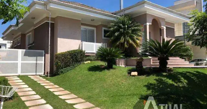 Casa em Condomínio Fechado em Bragança Paulista de 239 m²