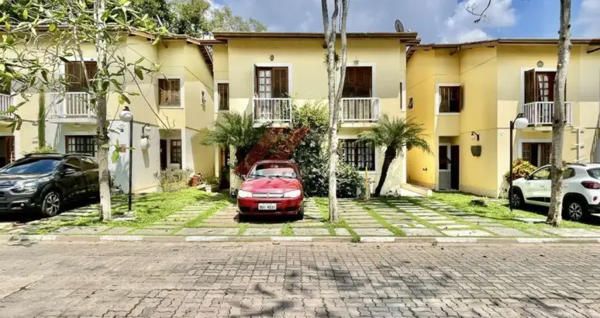 Casa em Condomínio à Venda em Cotia-SP, Jardim Barbacena: 3 Quartos, 1 Suíte, 2 Banheiros, 2 Vagas, 81,40 m² de Área.