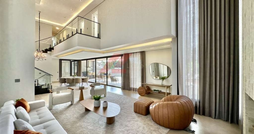 Casa de luxo em condomínio à venda em Cotia-SP, São Paulo II: 4 quartos, 4 suítes, 3 salas, 6 banheiros, 8 vagas, 724 m².