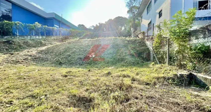 Terreno à venda ou locação em Cotia-SP, Parque São George! 1.319,00 m² de área! ESTUDA PERMUTA