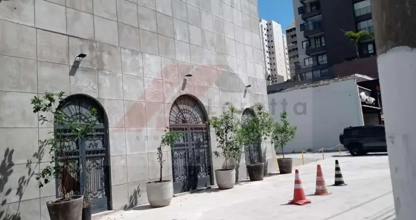 Prédio para alugar na Avenida Vereador José Diniz, 3921, Campo Belo, São Paulo