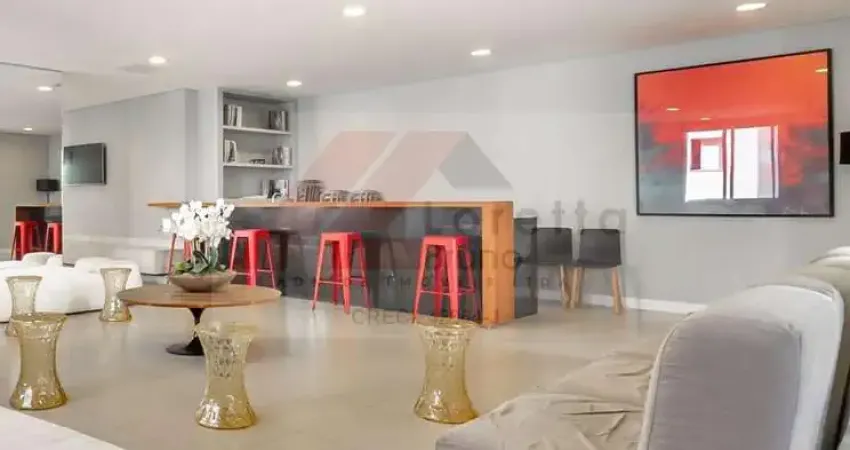 EXCELENTE APARTAMENTO - AO LADO DA ESTAÇÃO DE METRÔ REPÚBLICA. 48,00 m², uma suíte, 1 banheiro, varanda, cozinha, sala 1 vaga de garagem.