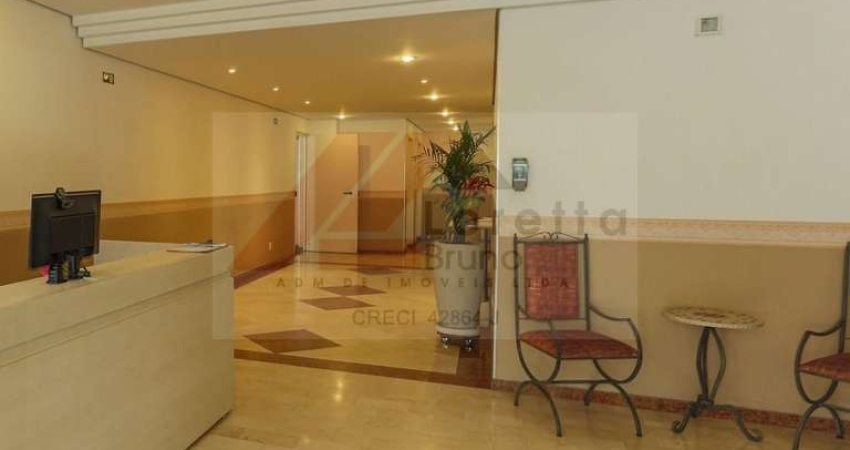 Apartamento reformado, mobiliado, iluminado e ventilado, 39m², 1 dormitório, 1 vaga de garagem.