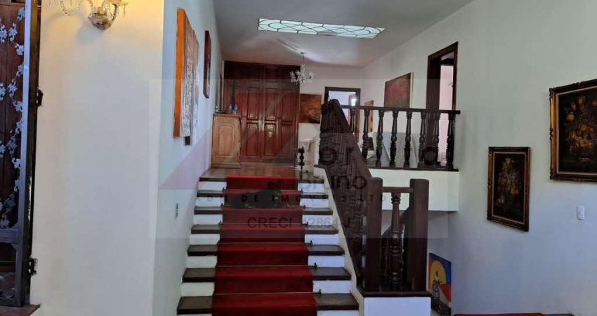 Jardim Guedala ao lado da Cidade Jardim. 4 dormitórios 2 suítes escritório .