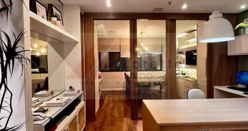 ila Nova Conceição - Linda Sala Comercial Reformada 37m², possui duas amplas salas, dois banheiros. Ar condicionado novo e independentes (um ponto em cada sala). Repleto de armário, 1 vaga