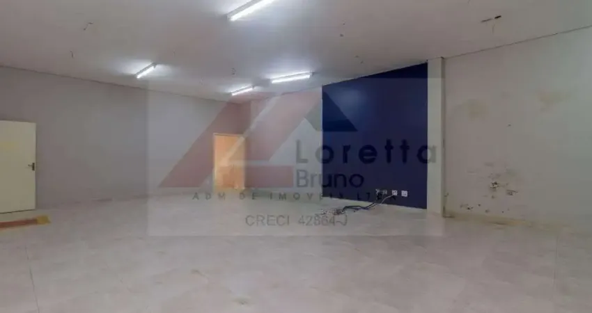 Galpão Comercial à Venda na Barra Funda, São Paulo-SP: 6 Salas, 2 Banheiros, 10 Vagas de Garagem - 482m² de Área
