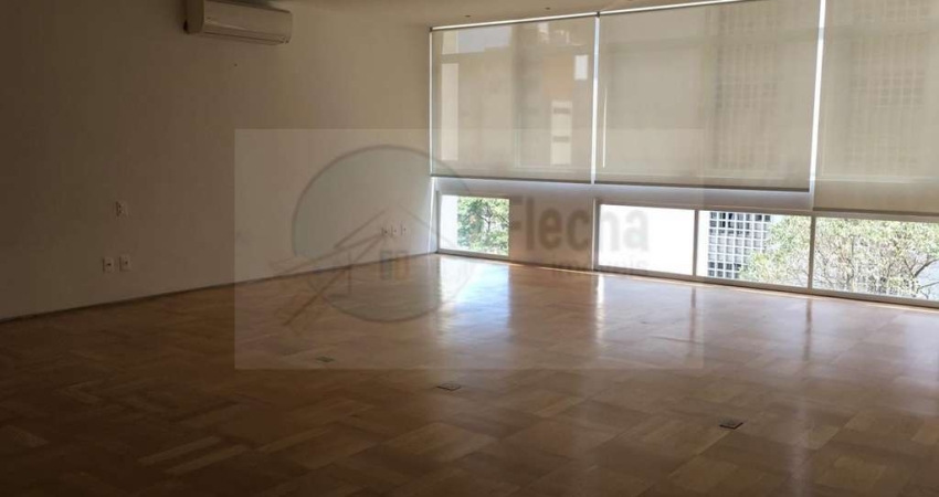 Aluga Apartamento Reformado no Melhor dos Jardins
